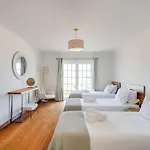 Grande Com Piscina Privada | * Ericeira