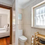 Villa Grande Com Piscina Privada | *