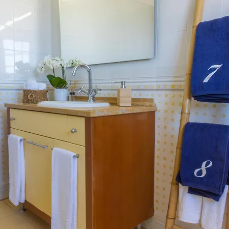 Martinho - Piscina E Vista Mar, By Hopstays Ericeira