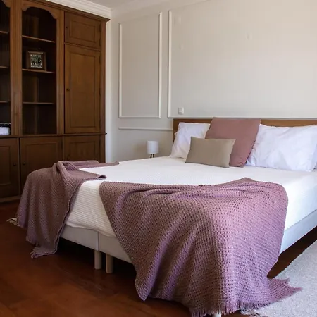 Martinho - Piscina E Vista Mar, By Hopstays Ericeira