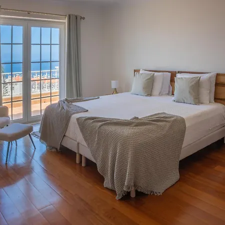 Martinho - Piscina E Vista Mar, By Hopstays Ericeira