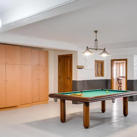 Martinho - Piscina E Vista Mar, By Hopstays *