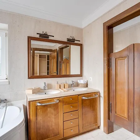 Martinho - Piscina E Vista Mar, By Hopstays Ericeira