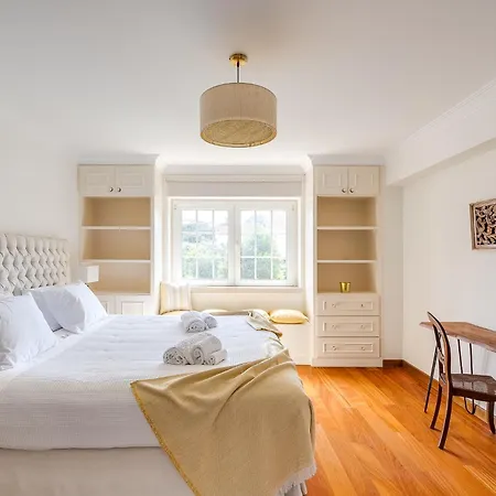 Villa Martinho - Piscina E Vista Mar, By Hopstays *