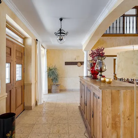 Grande Com Piscina Privada | * Ericeira