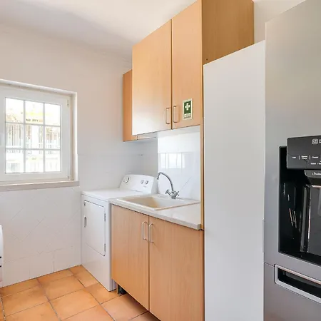 Martinho - Piscina E Vista Mar, By Hopstays