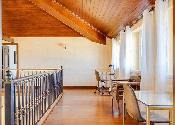 Villa Grande Com Piscina Privada |